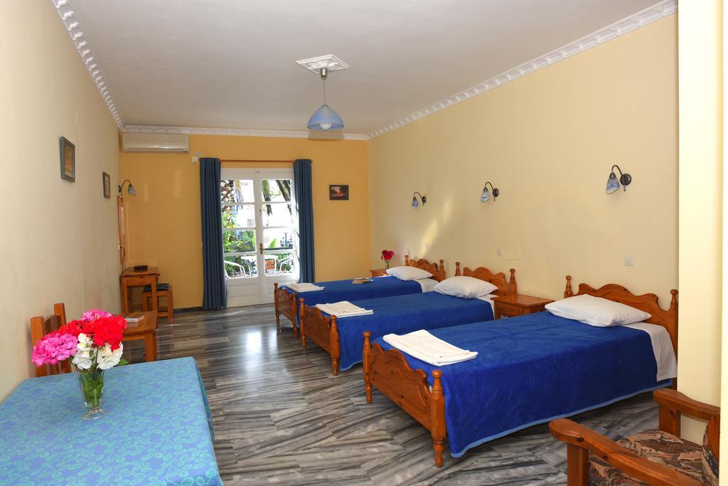 Blue Sky Hotel - Petra - Lesvos - Greece Экстерьер фото