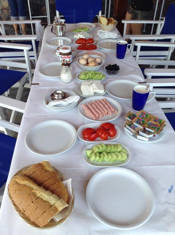 Blue Sky Hotel - Petra - Lesvos - Greece Экстерьер фото