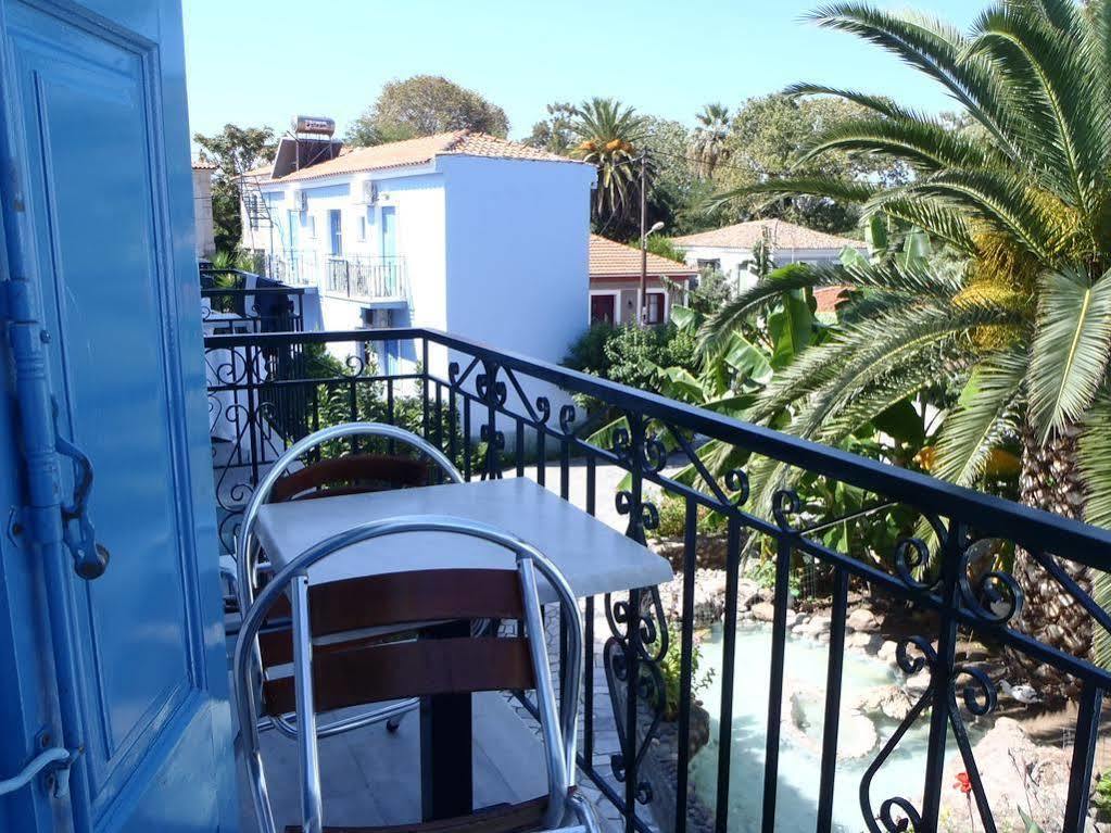 Blue Sky Hotel - Petra - Lesvos - Greece Экстерьер фото